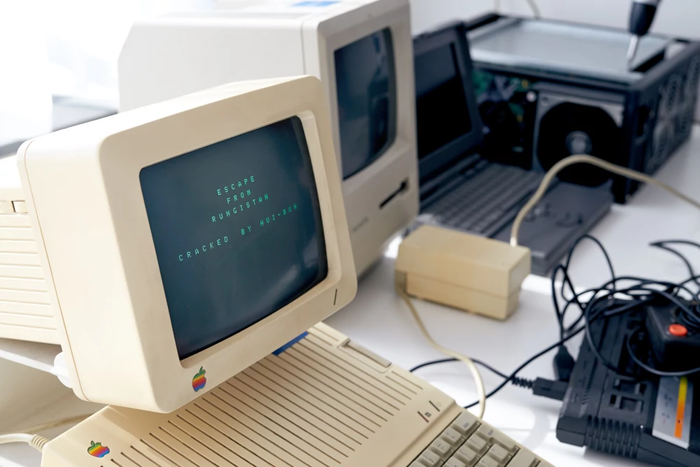 Apple computer